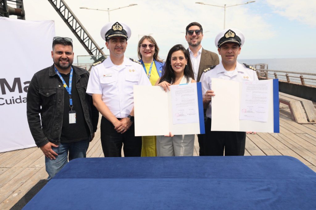 Imagen principal: Municipio de Viña del Mar recibe concesión marítima del Muelle Vergara, icono histórico y patrimonio de la ciudad   