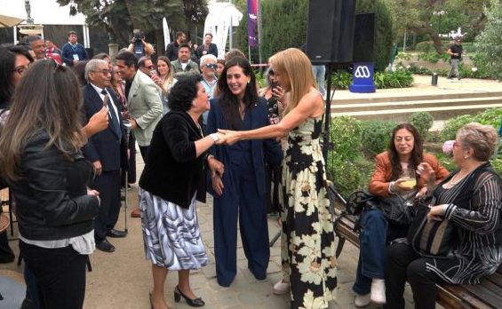 Viña recupera tradicional Gala Vecinal: comunidad compartió con animadores y miembros del jurado