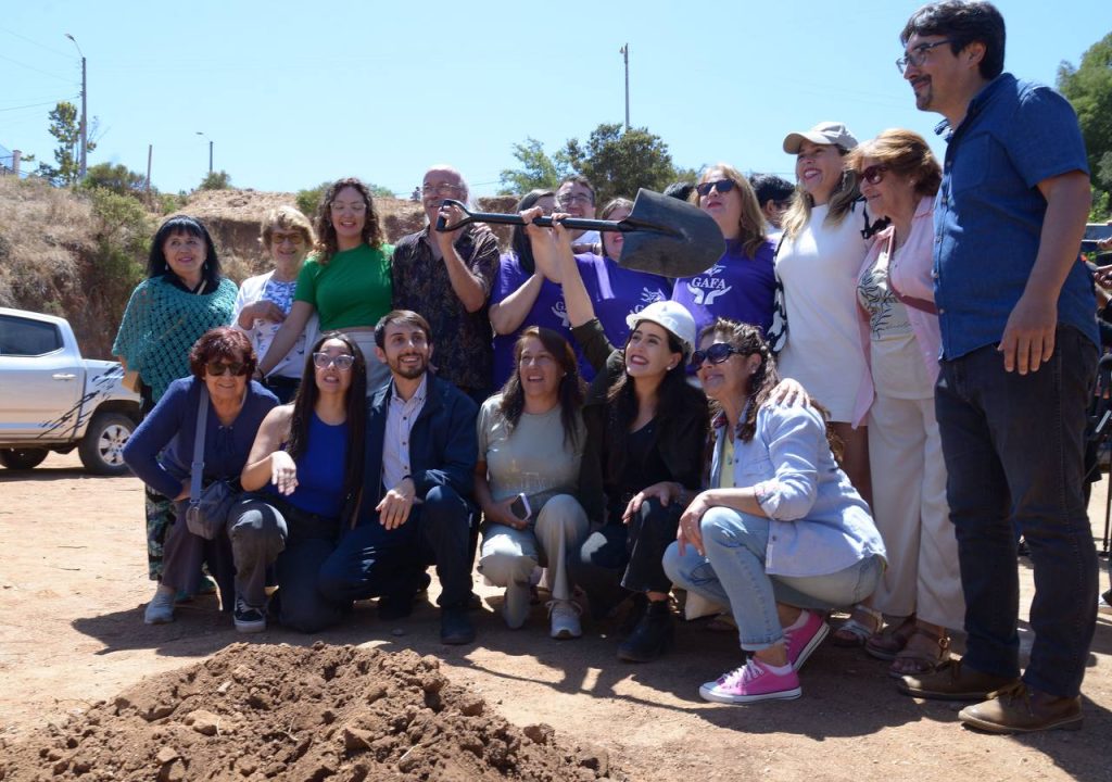 Imagen principal: Alcaldesa Ripamonti tras inicio de obras del CESFAM de Nueva Aurora: “será el centro de salud con más inversión en el país”