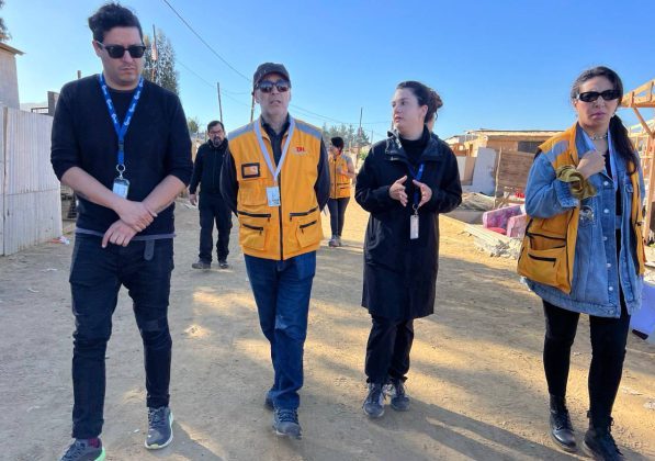 Municipio de Viña del Mar habilita albergues transitorios para habitantes de toma desalojada en Lajarilla