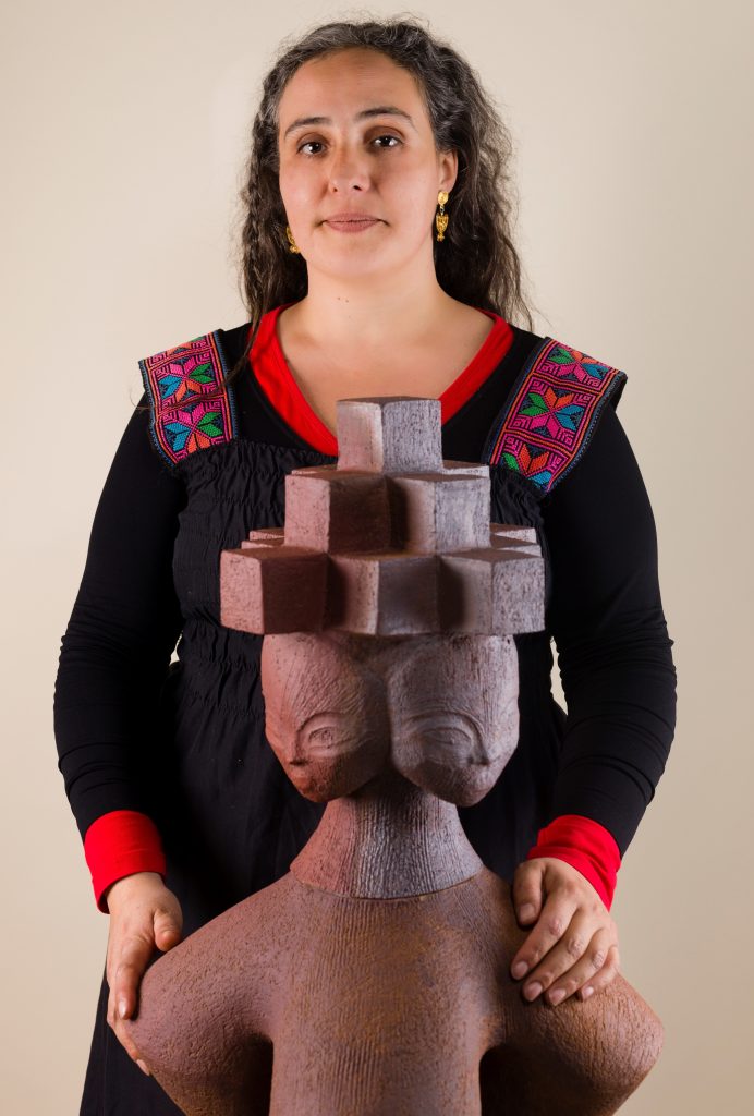 Imagen principal: Museo Palacio Rioja exhibirá esculturas monumentales que rinden homenaje a la mujer latinoamericana mestiza