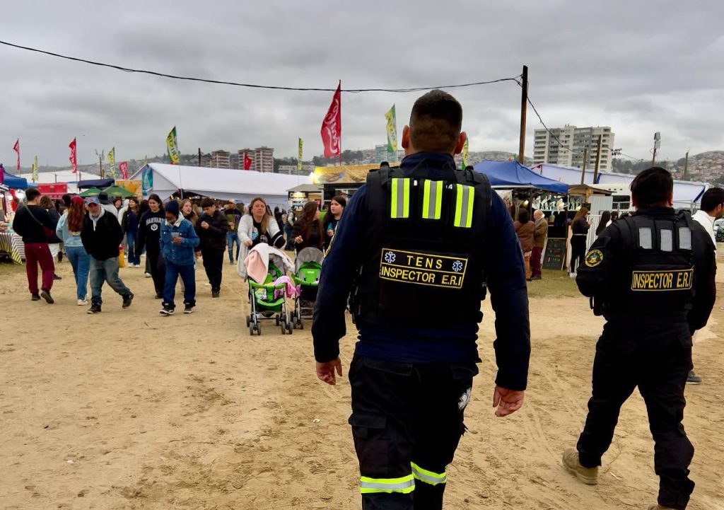 Imagen principal: Municipio y Carabineros preparan fuerte despliegue de seguridad para Fiestas Patrias en Viña del Mar: alcaldesa Ripamonti solicitó aumento de dotación