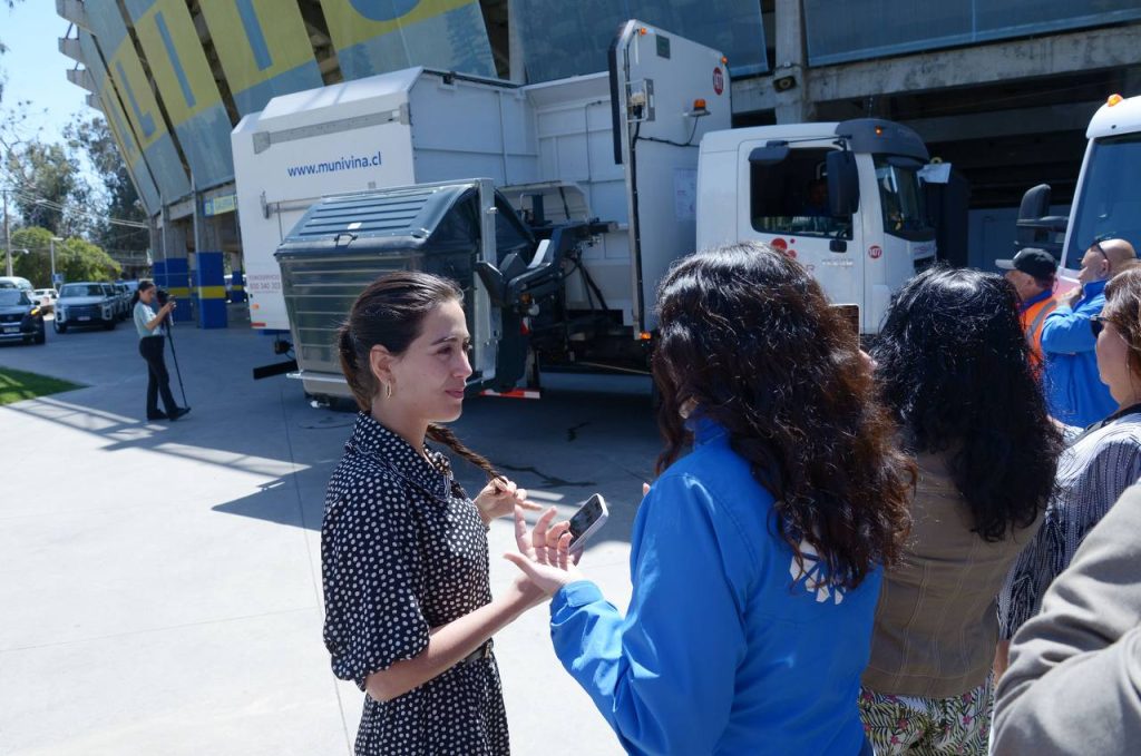 Imagen principal: MUNICIPIO DE VIÑA DEL MAR CONSOLIDA SISTEMA DE RECOLECCIÓN DE ASEO CON 56 CAMIONES NUEVOS Y LA RENOVACIÓN DE 3 MIL CONTENEDORES