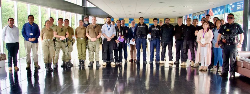 Imagen principal: Municipio de Viña del Mar capacita a inspectores y policías sobre ordenanza que combate el comercio ambulante ilegal