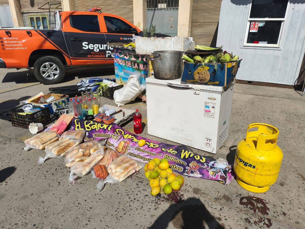 Imagen principal: Más de 8.000 especies y bebidas alcohólicas ha decomisado el Municipio de Viña del Mar durante operativos de fiscalización en la última semana