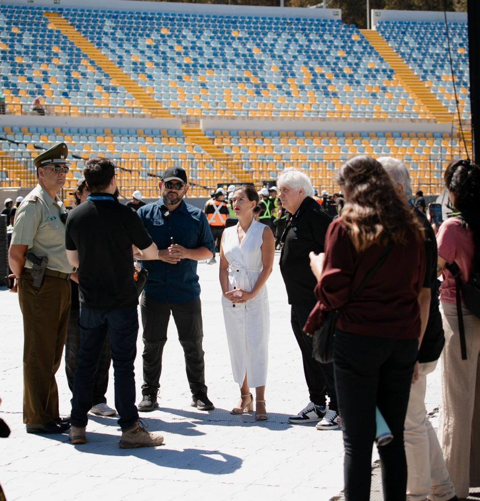 Imagen principal: TODO PREPARADO EN EL ESTADIO SAUSALITO PARA SHOW INTERNACIONAL DE CHAYANNE