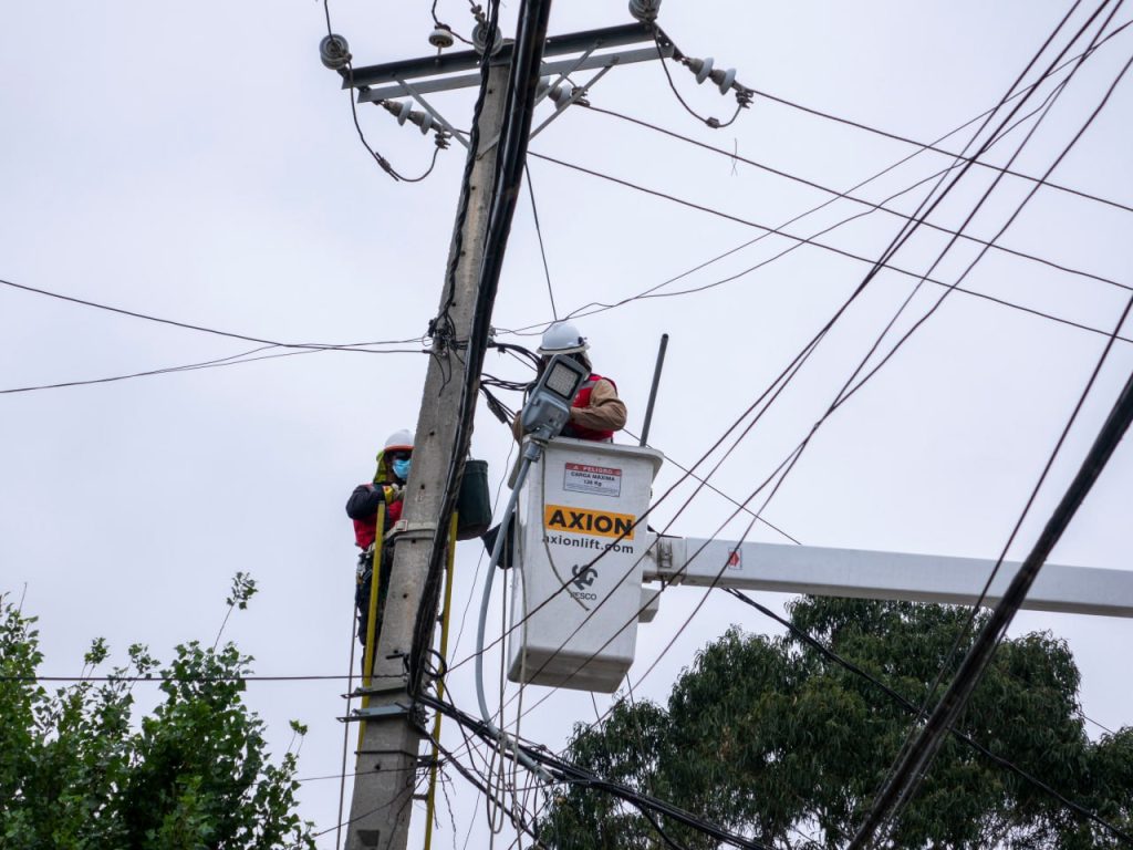 Imagen principal: Más de 700 luminarias renovará el Municipio de Viña del Mar en Forestal para aumentar la seguridad del sector   