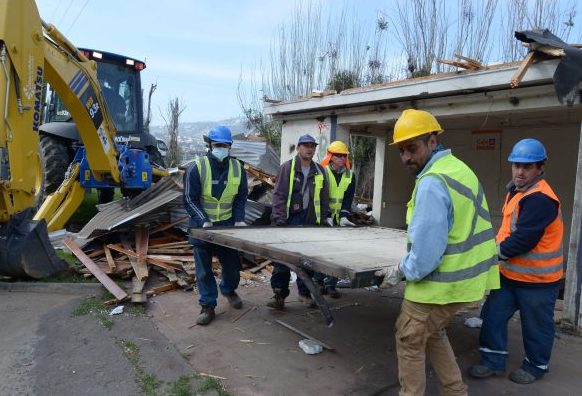 Imagen de la noticia Municipio de Viña del Mar recupera espacio público en paradero de Miraflores