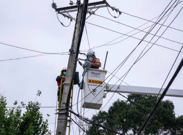 Imagen principal: Viña del Mar: aprueban ordenanza de retiro de cables en desuso y ordenamiento del espacio aéreo