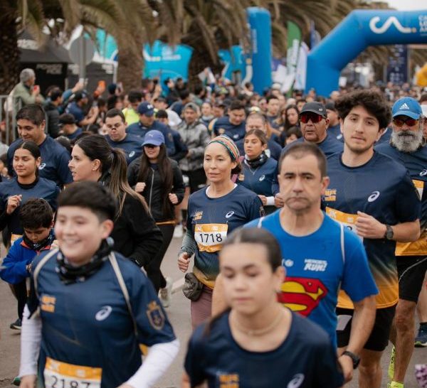 Imagen de la noticia Exitosa realización conmemorativa de 30ª  versión de Corrida Mes del Mar en Viña del Mar
