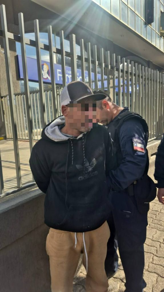 Imagen principal: Seguridad Pública de Viña del Mar detiene a delincuentes en operativo en barrio poniente