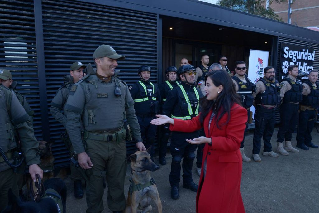 Imagen principal: Municipio implementa moderna base de operaciones para reforzar la seguridad de Plaza O’Higgins en Viña del Mar