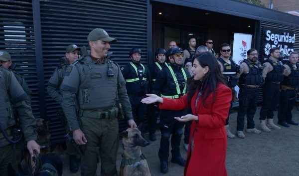 Imagen de noticia: Municipio implementa moderna base de operaciones para reforzar la seguridad de Plaza O’Higgins en Viña del Mar