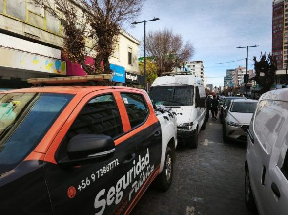 Imagen de la noticia Operativo de fiscalización permite incautación de productos falsificados y detención de dos personas en céntrica galería comercial de Viña del Mar