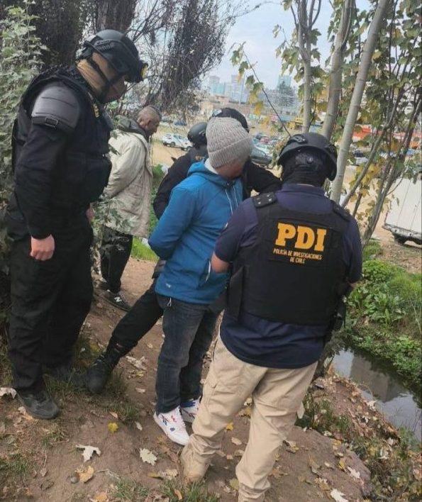 Imagen de la noticia Viña del Mar: 4 detenidos y un vehículo recuperado dejó operativo conjunto de Seguridad Pública municipal y PDI en plan de la ciudad
