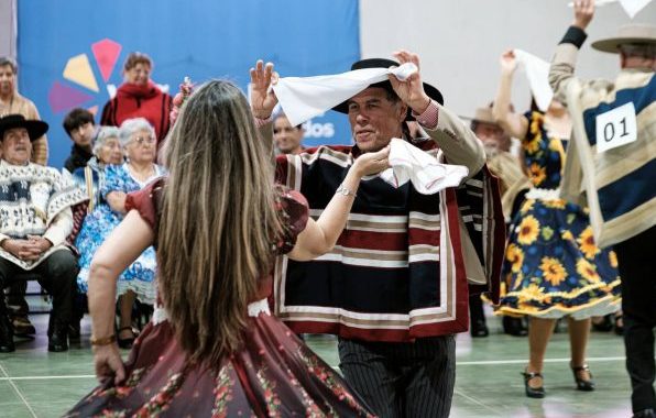 Imagen de noticia: Municipio de Viña del Mar definió a sus representantes al concurso provincial de cueca 2026 para personas mayores