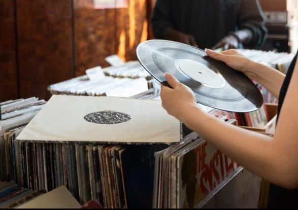 Imagen de noticia: Municipio de Viña del Mar celebrará el Día del Vinilo en la explanada de la Quinta Vergara