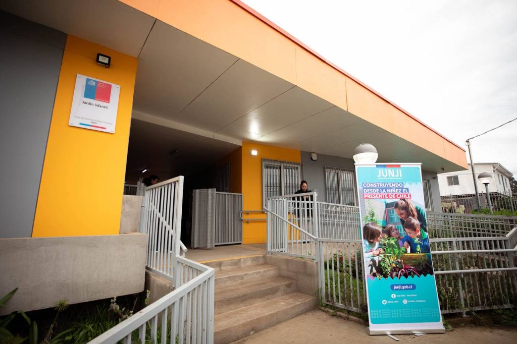 Imagen principal: Alcaldesa Ripamonti gestiona con Ministerio de Educación pronta apertura de Jardín Infantil en Santa Julia