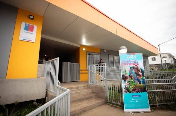 Imagen de noticia: Alcaldesa Ripamonti gestiona con Ministerio de Educación pronta apertura de Jardín Infantil en Santa Julia