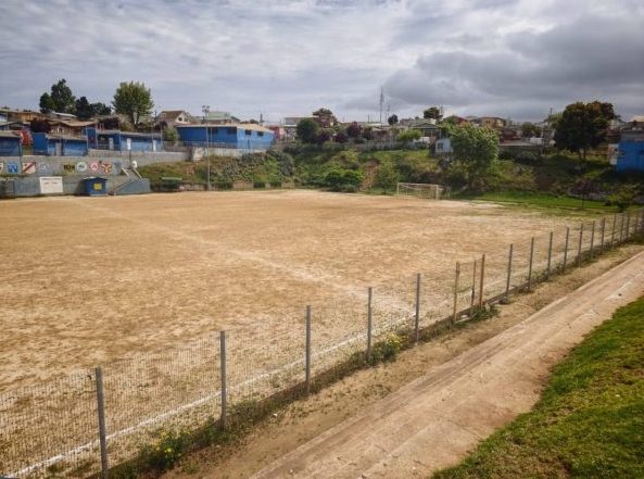 Imagen de noticia: Importantes mejoras tendrá cancha El Maitén de Miraflores Alto tras proyecto municipal que iniciará obras próximamente